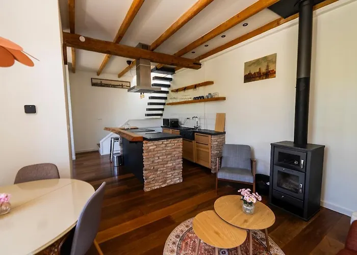 't Voorhuis Aan De Lek