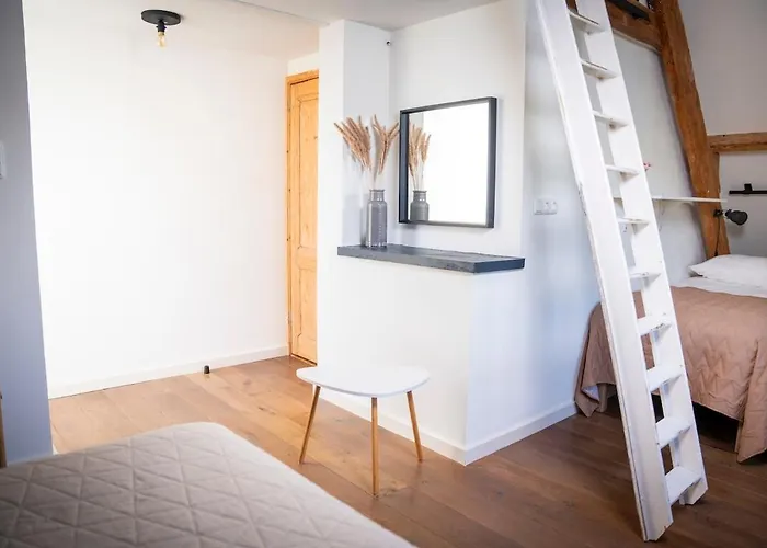 't Voorhuis Aan De Lek *