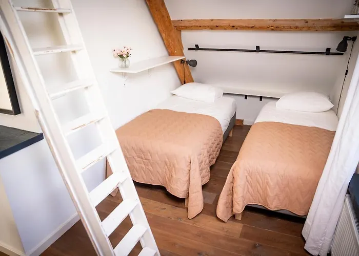 't Voorhuis Aan De Lek *